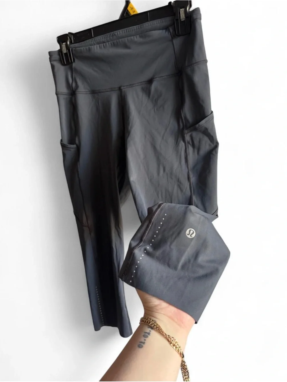 lululemon athletica sleek black